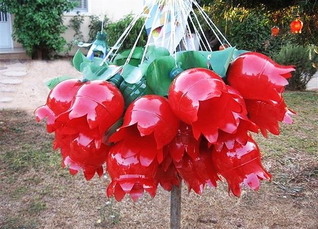 how-recycle-plastic-bottles-yard-decorations-11